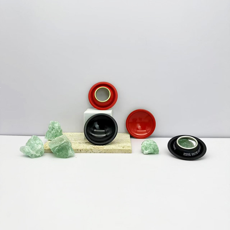 Aerosol can bottom cover